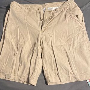 Mens Columbia shorts size 34